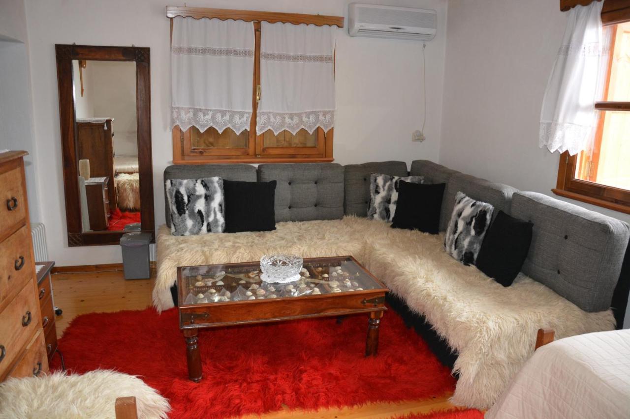 Guest House Memushi Gjirokaster Exterior photo