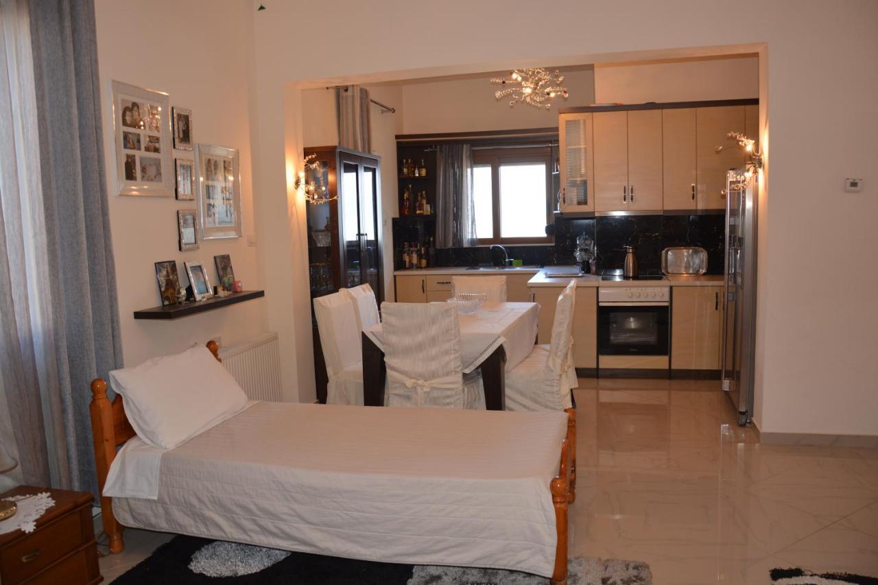Guest House Memushi Gjirokaster Exterior photo