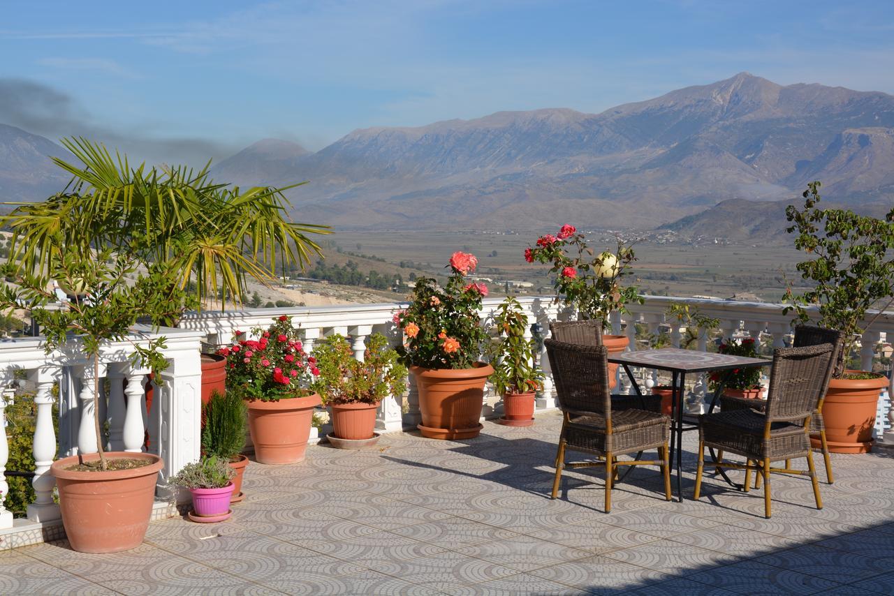 Guest House Memushi Gjirokaster Exterior photo