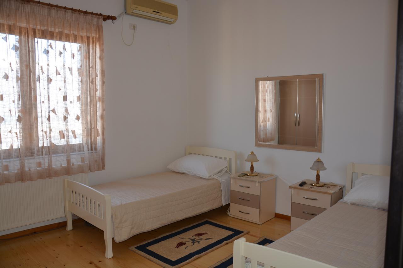 Guest House Memushi Gjirokaster Exterior photo