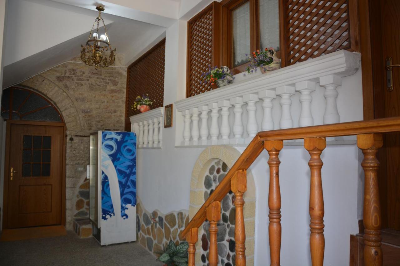 Guest House Memushi Gjirokaster Exterior photo
